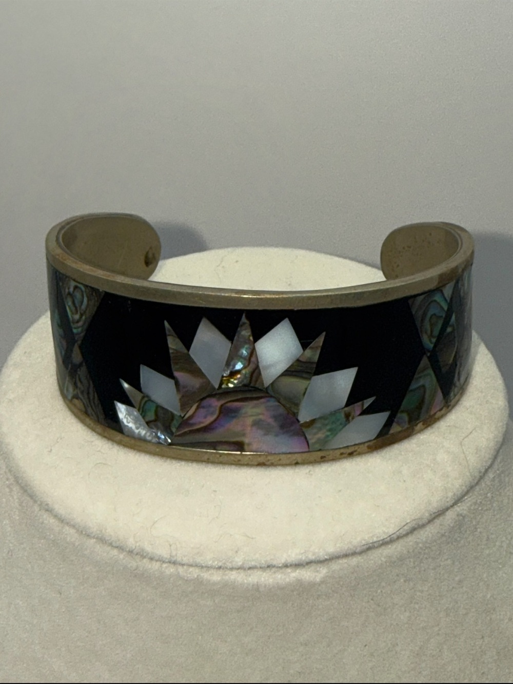Vintage Abalone Mother of Pearl Inlay Wide Cuff Bracelet Black Geometric